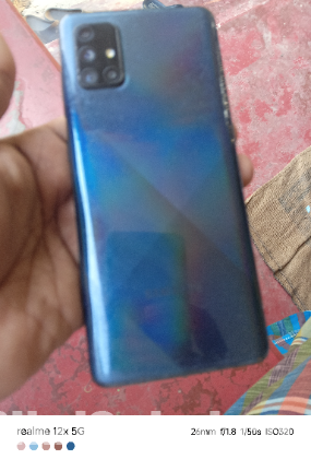 Samsung Galaxy A71